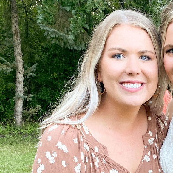 Meet your Posher, Ivy - Picture 1 of 1